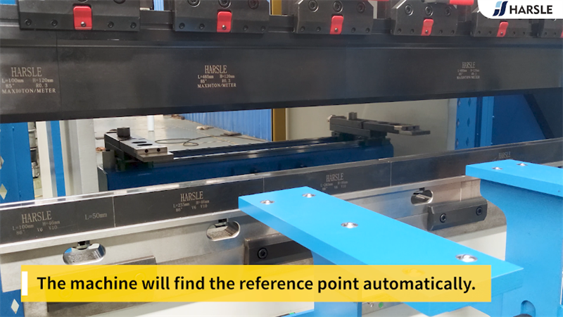 Bedieningshandleiding CNC-afkantpers