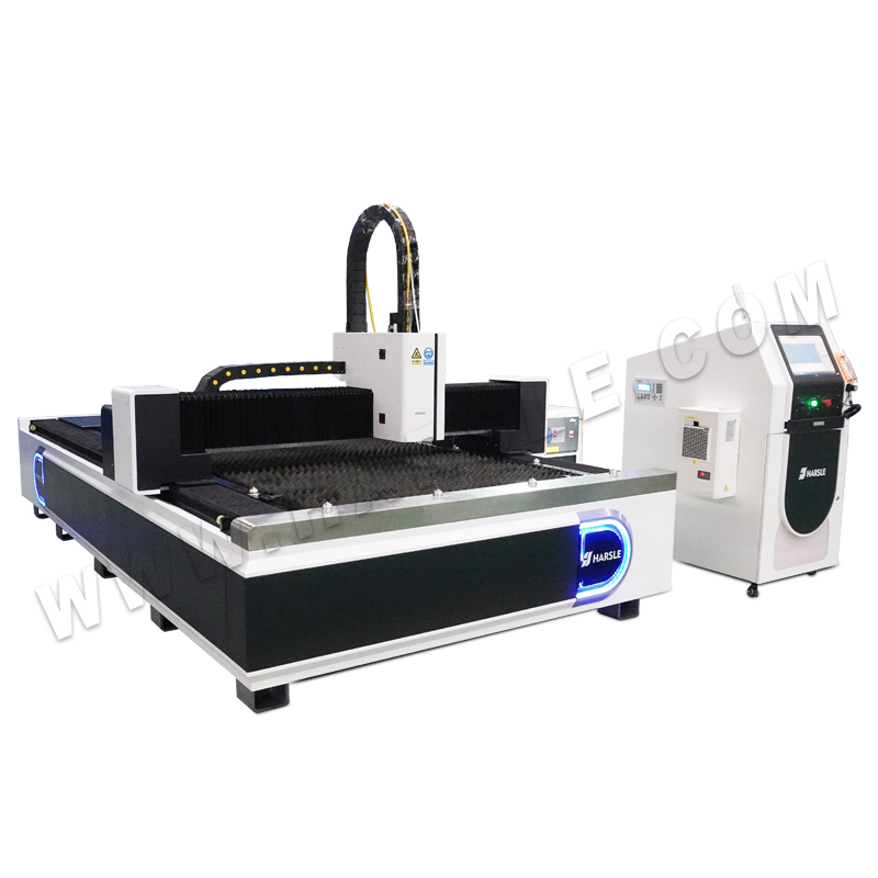 HST-1000W-3015 CNC fiberlasersnijmachine met buisbevestiging