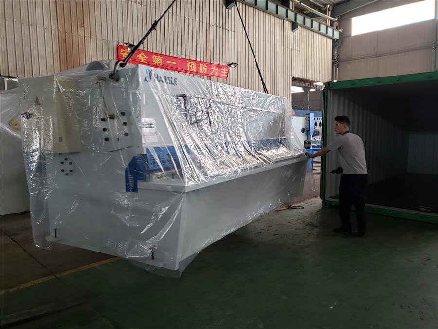 Hongarije-QC12K-10X3200 Shearing machine