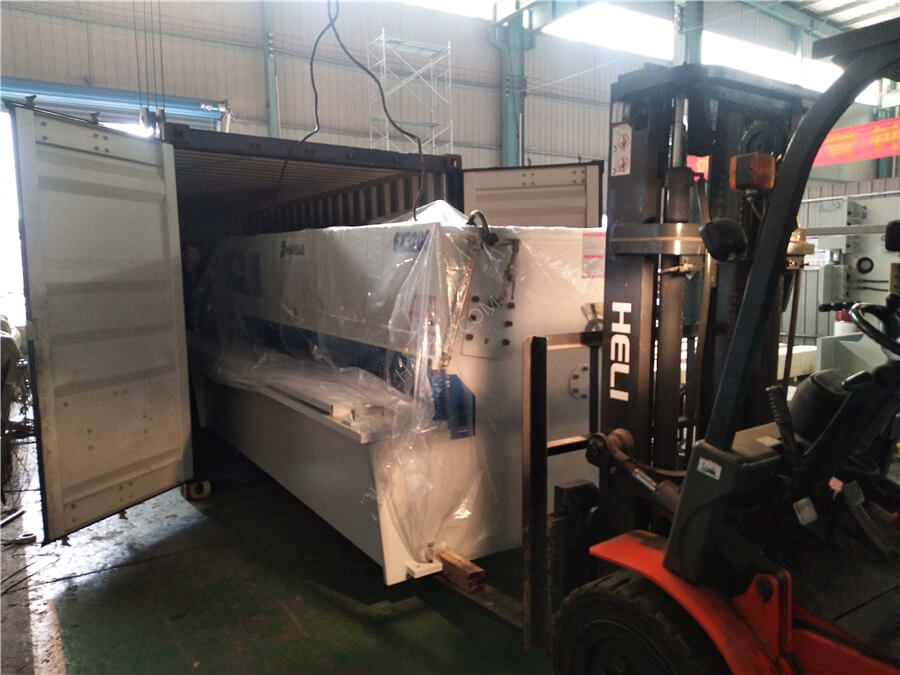 India-QC12K-6 * 3200 Shearing machine